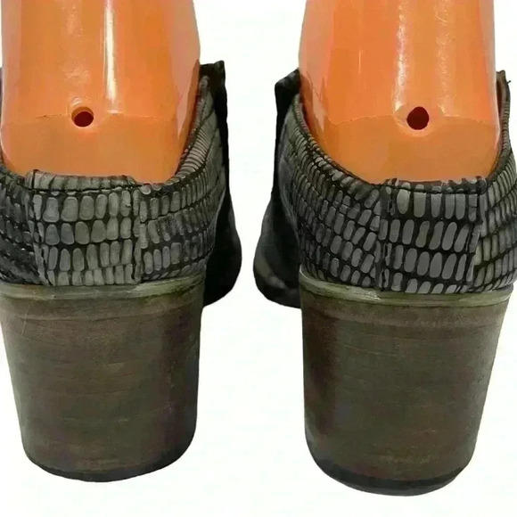 FREEBIRD BY STEVEN Shae Women’s Gray Silver Leather Lizard Clog Mules US 7 - Picture 8 of 12